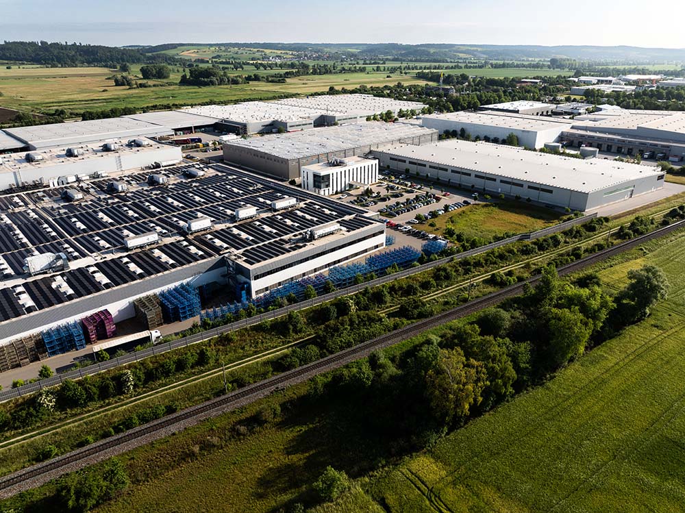 Luftaufnahme des Werksgeländes.